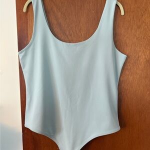 Express Body Contour Light Green Top